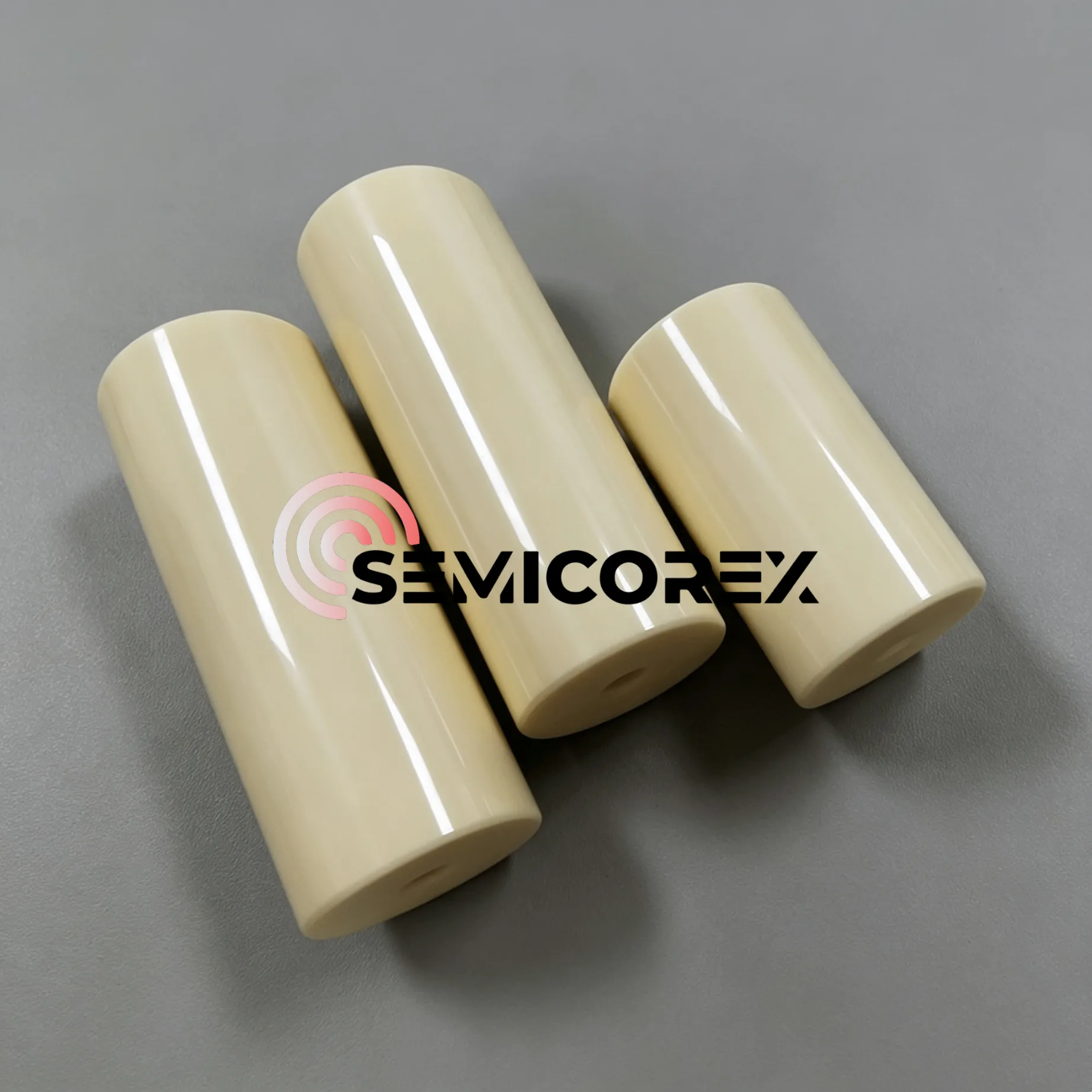 Êmbolos cerâmicos de alumina